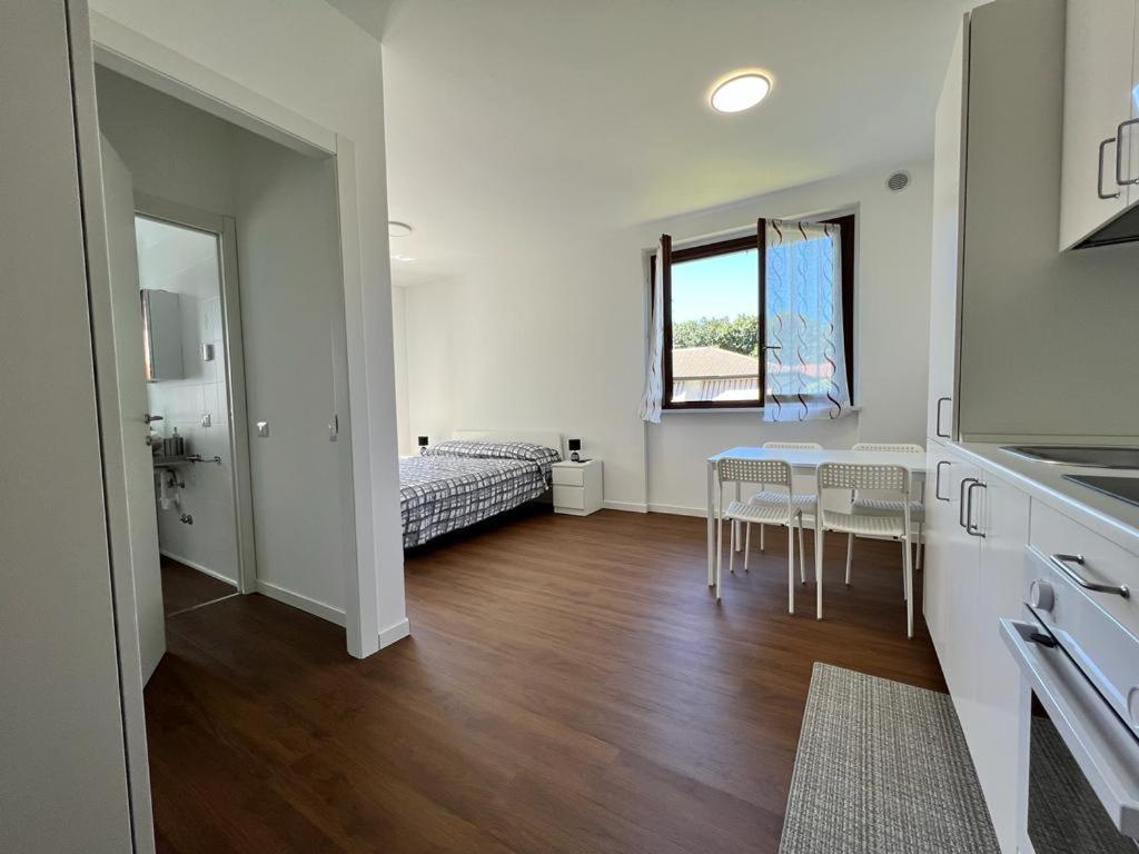 Apartamento Kibilu - Malpensa Airport - Easy Check-In And Check-Out Cardano Al Campo Exterior foto