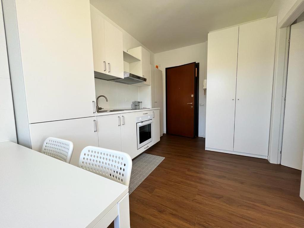 Apartamento Kibilu - Malpensa Airport - Easy Check-In And Check-Out Cardano Al Campo Exterior foto