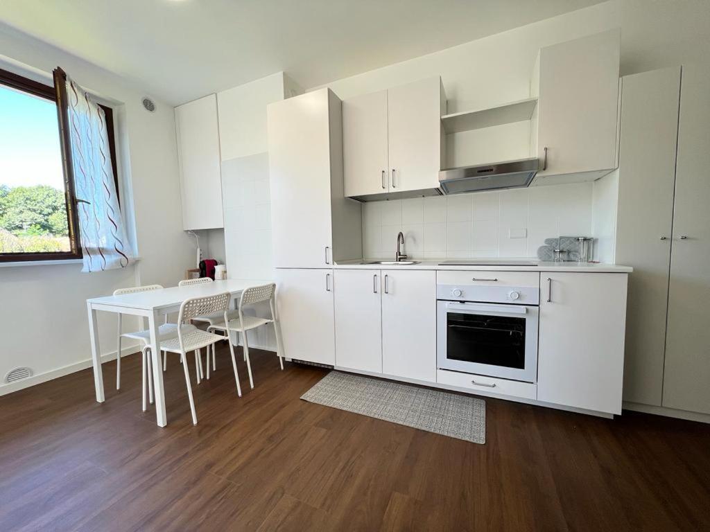 Apartamento Kibilu - Malpensa Airport - Easy Check-In And Check-Out Cardano Al Campo Exterior foto