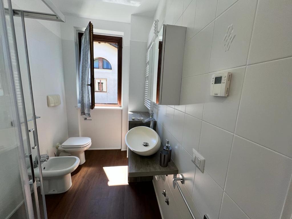 Apartamento Kibilu - Malpensa Airport - Easy Check-In And Check-Out Cardano Al Campo Exterior foto