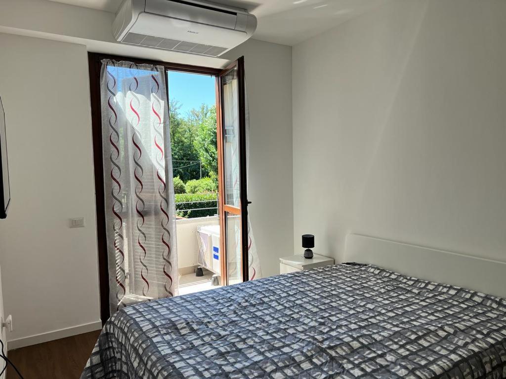 Apartamento Kibilu - Malpensa Airport - Easy Check-In And Check-Out Cardano Al Campo Exterior foto